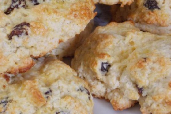 Raisin Scones